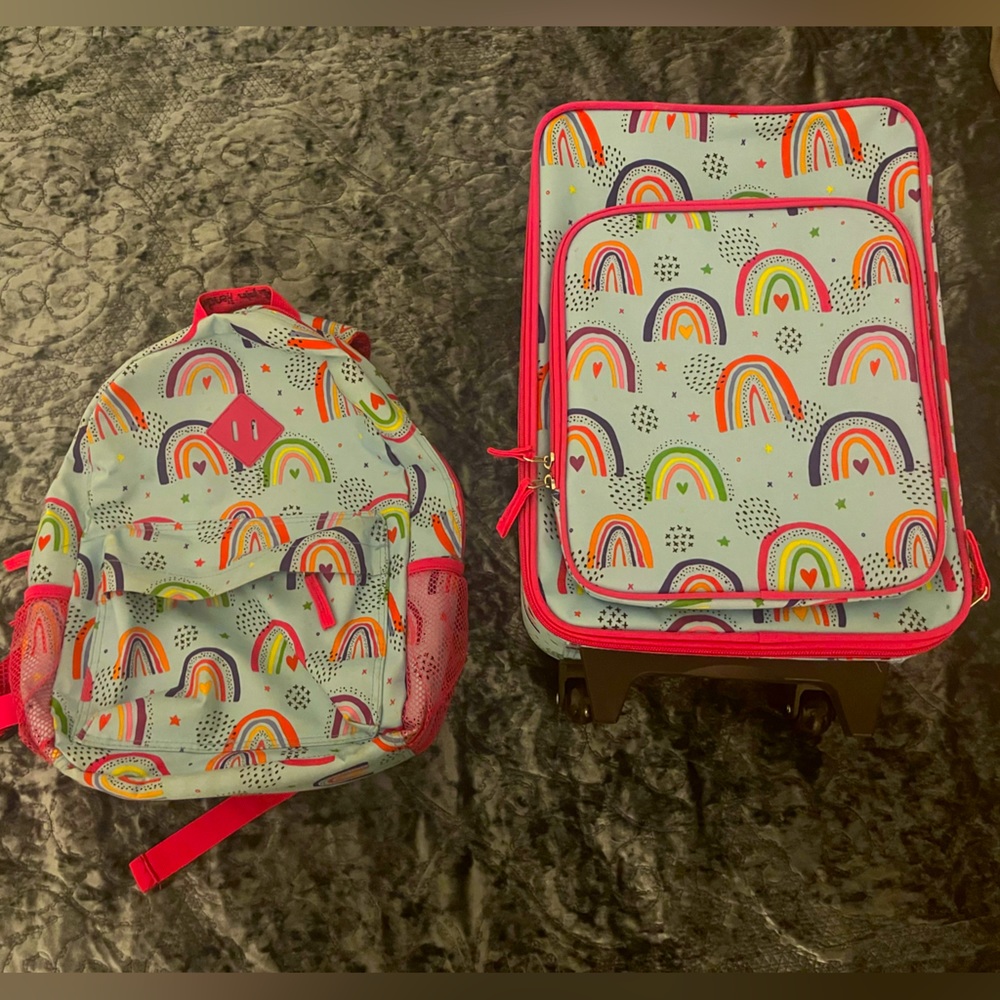 Small kid backpack with suitcase